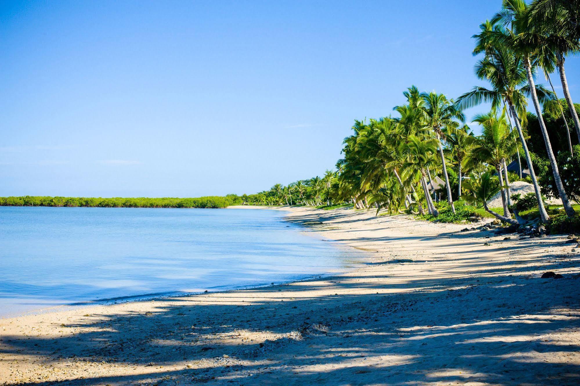 First Landing Beach Resort & Villas Lautoka Buitenkant foto